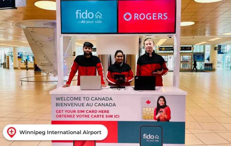 Rogers & Fido store in the airport.​