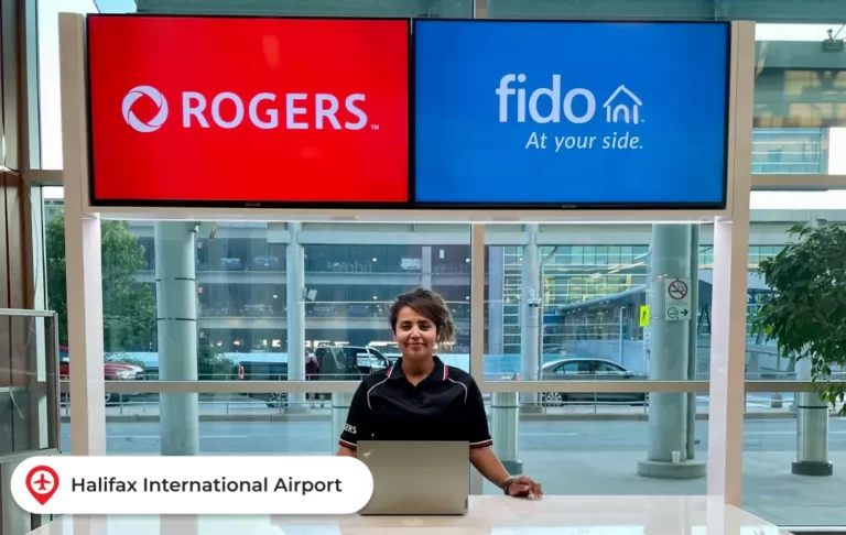 Rogers & Fido store in the airport.​